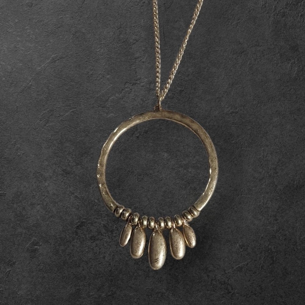 NWT Nadine West Gold Hammered Ring Pendant Necklace ~32" Chain